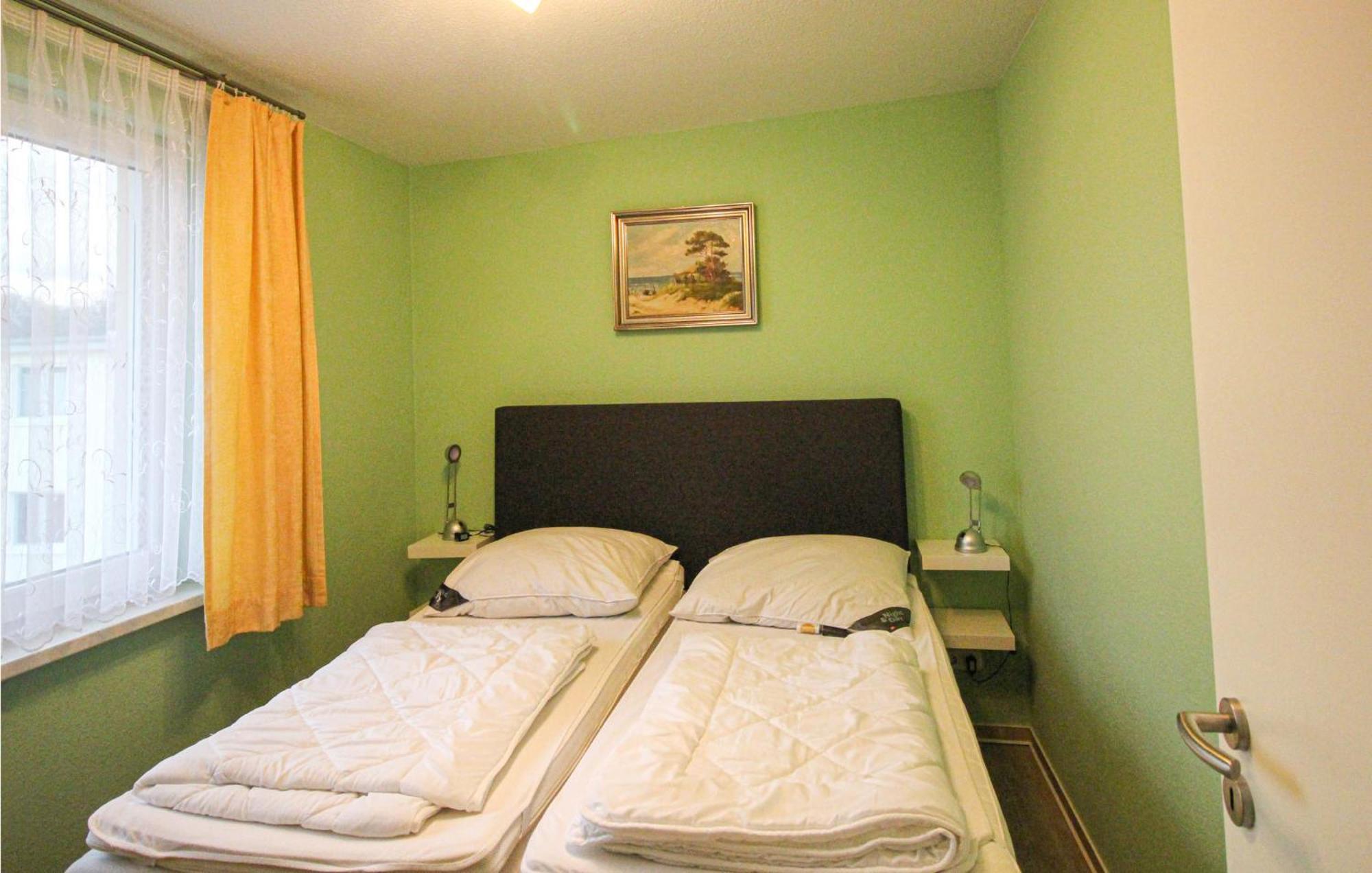 Stunning Apartment In Graal-Mueritz With Kitchen Exteriör bild